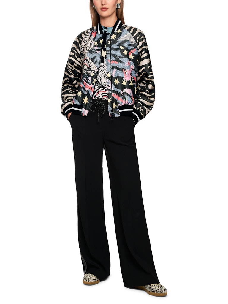 Hosen, Langarm, Anzug, Person, Bluse