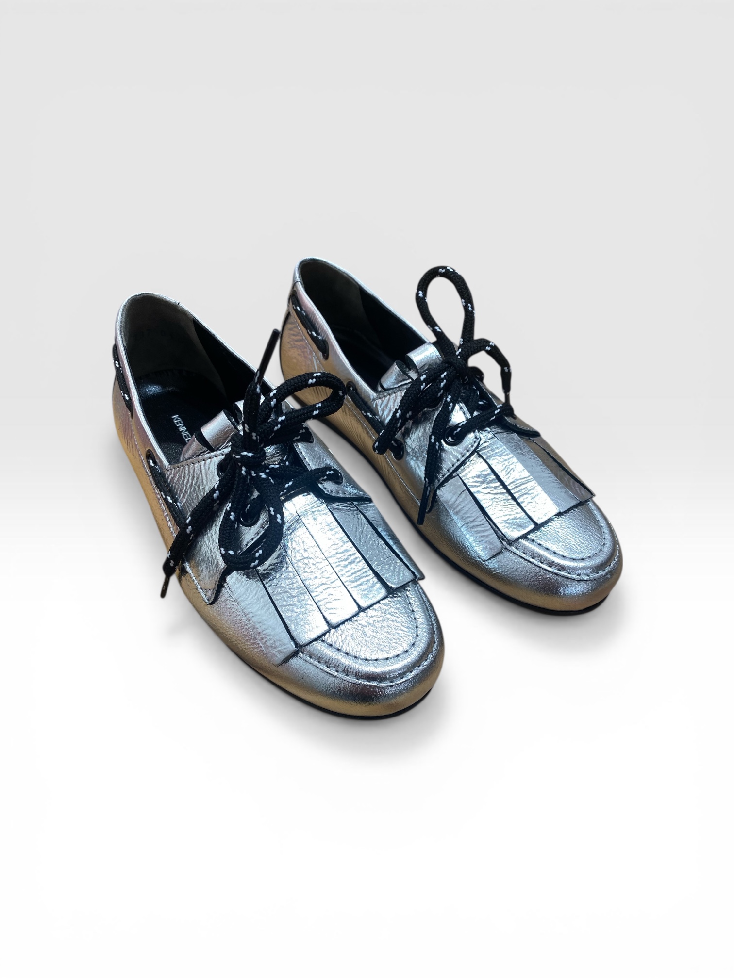 Drop Padded Lamb silver/Lace black