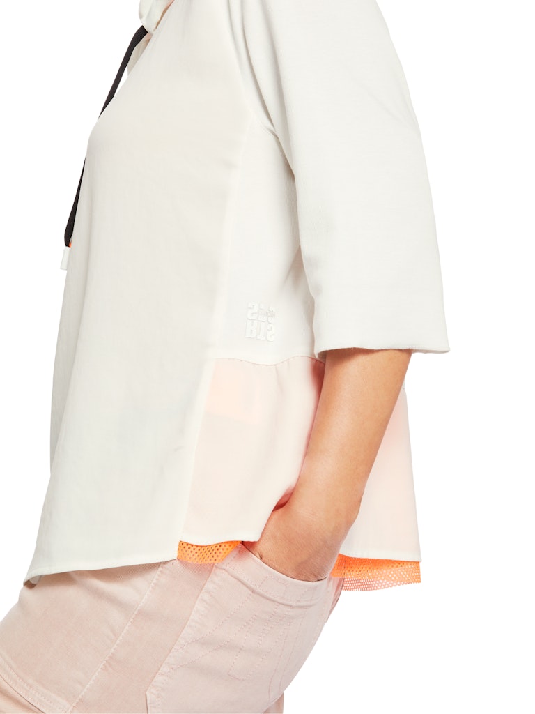 Raglanbluse mit Rüschendetail