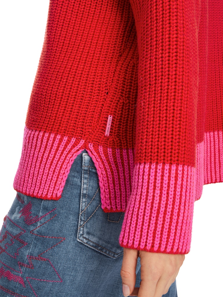 Oversized Sweater Knitted in Germany