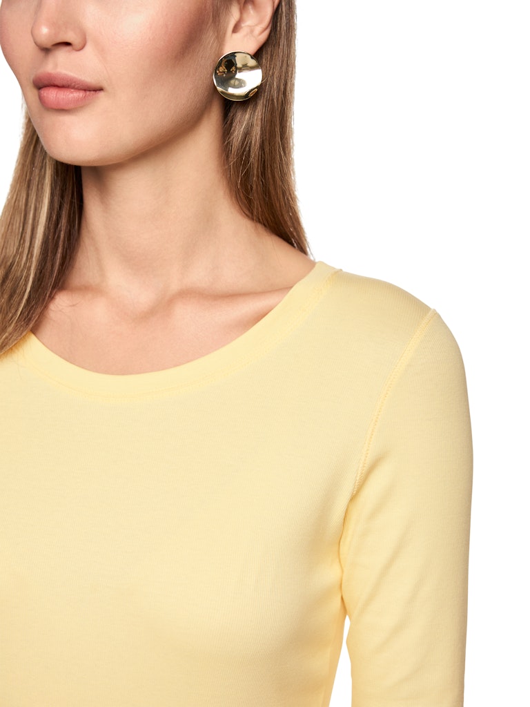 Langarm, Hals, Person, Erwachsener, Frau