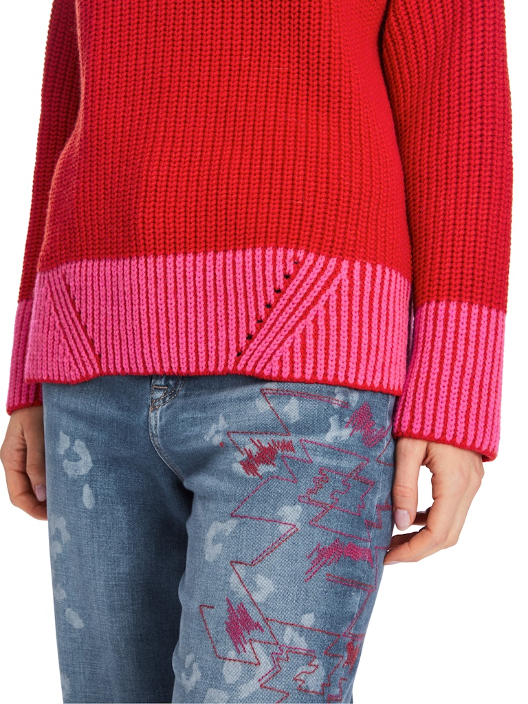 Oversized Sweater Knitted in Germany
